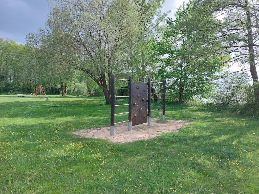 Ferienhaus Flessenow Am Schweriner See Exteriör bild